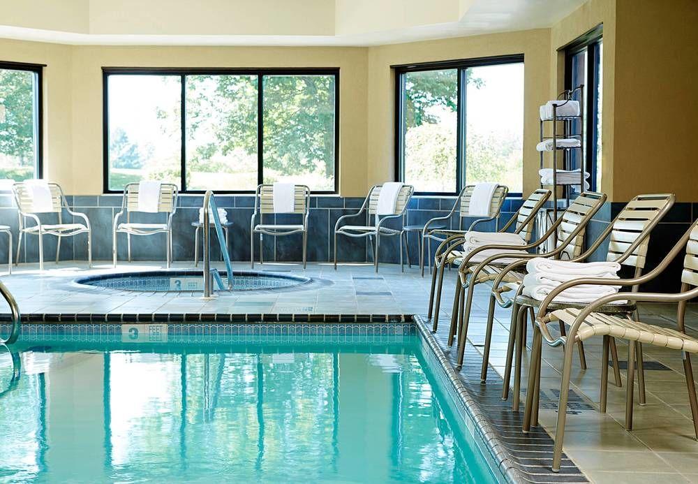 Courtyard By Marriott Ithaca Airport/University Экстерьер фото