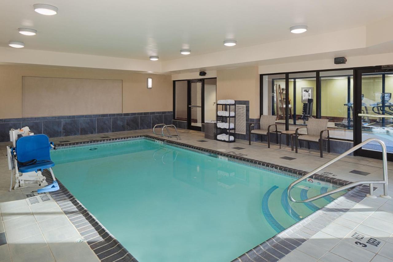 Courtyard By Marriott Ithaca Airport/University Экстерьер фото