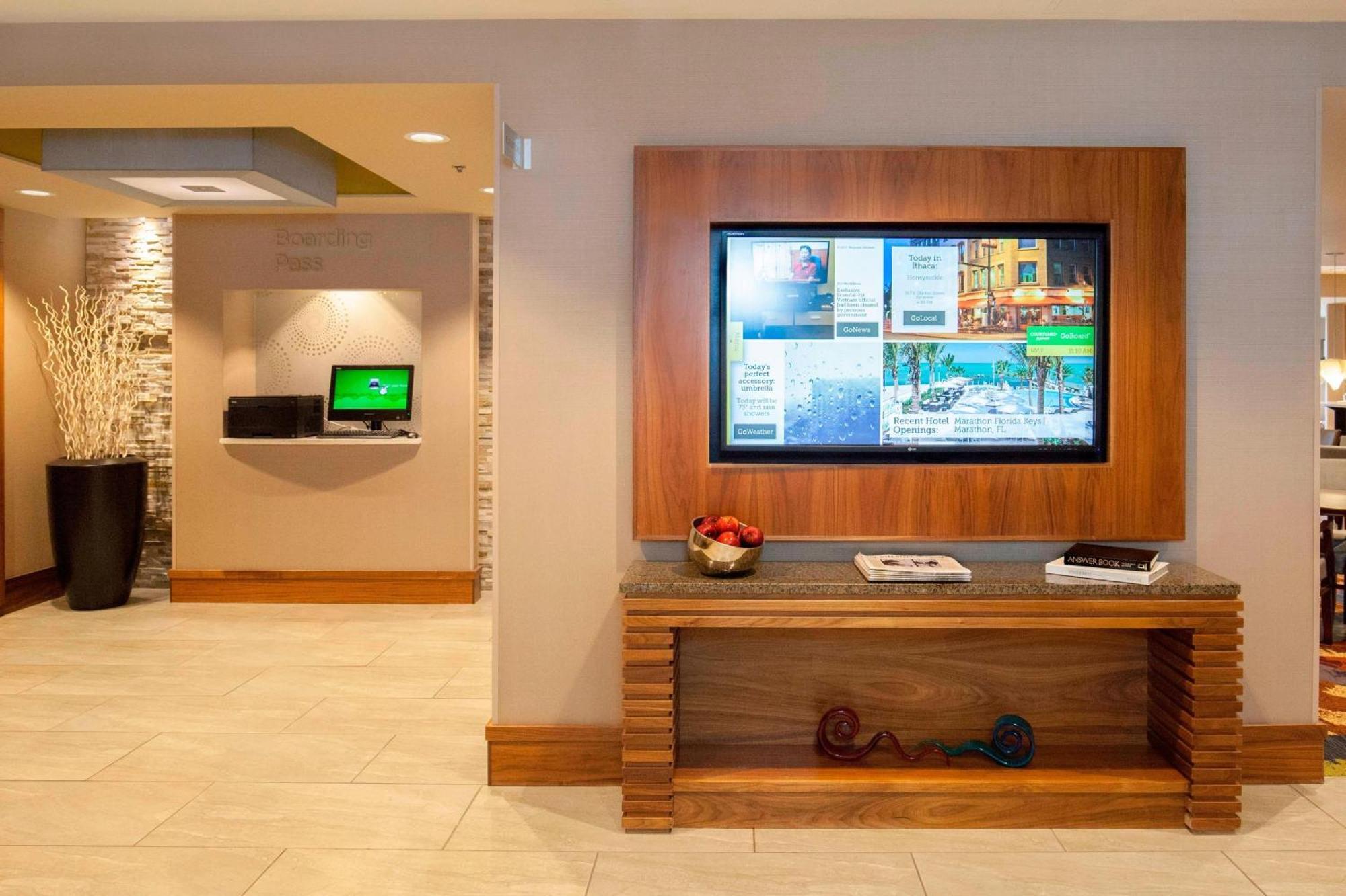 Courtyard By Marriott Ithaca Airport/University Экстерьер фото
