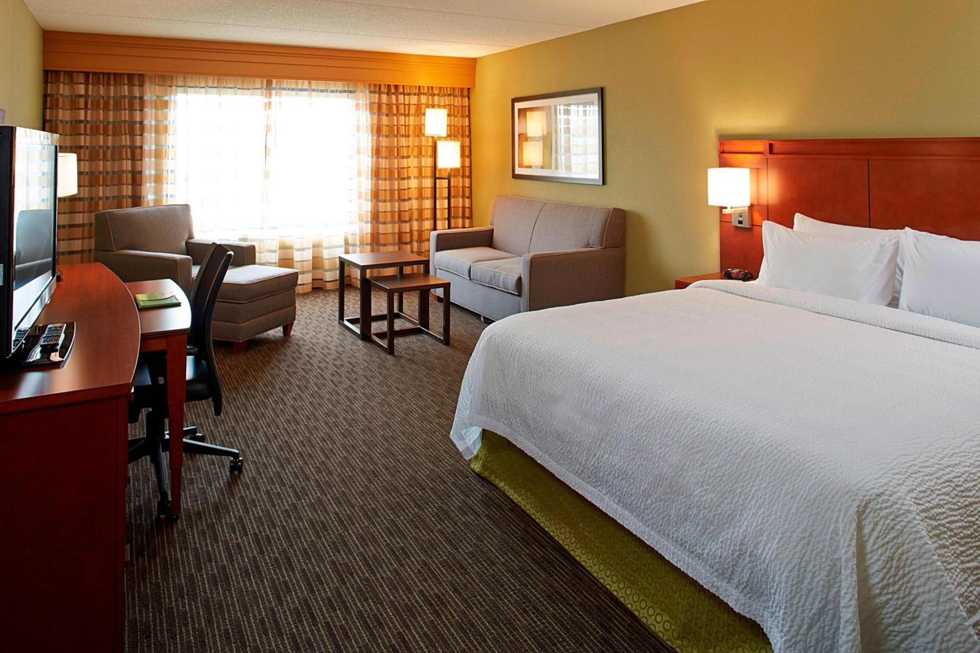 Courtyard By Marriott Ithaca Airport/University Экстерьер фото