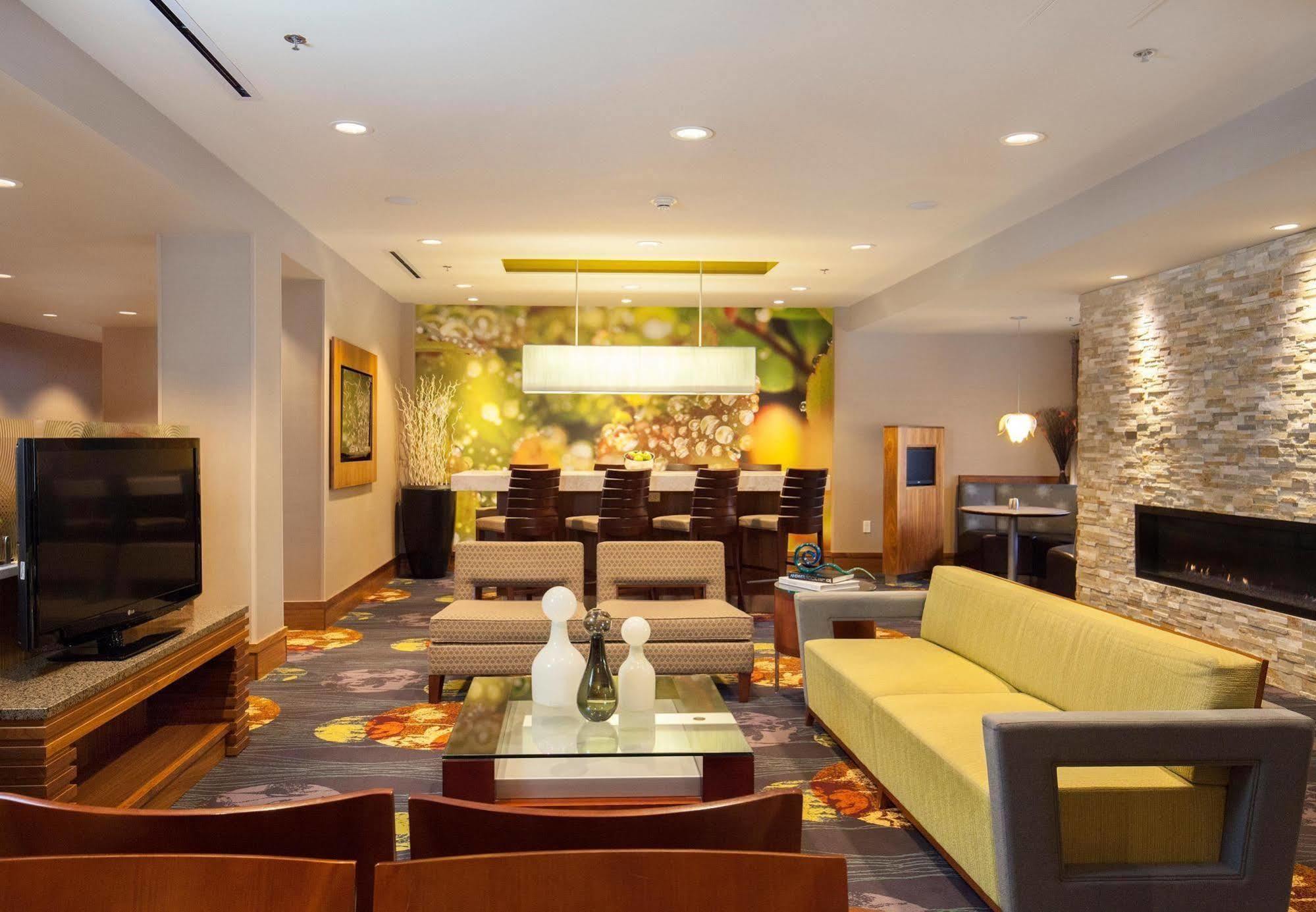 Courtyard By Marriott Ithaca Airport/University Экстерьер фото
