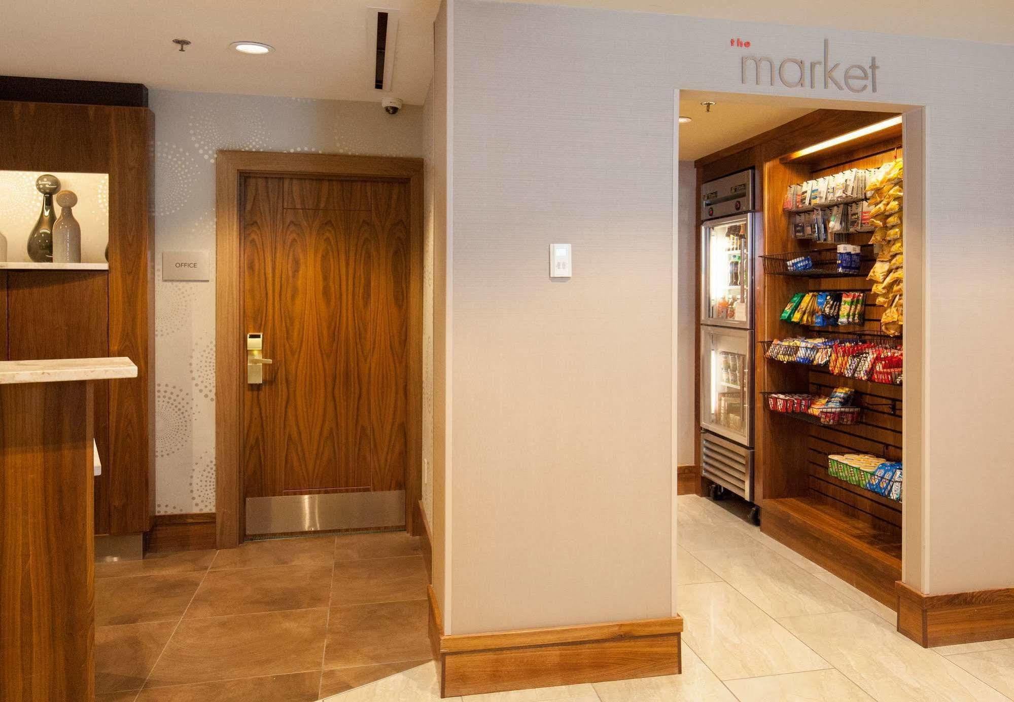 Courtyard By Marriott Ithaca Airport/University Экстерьер фото