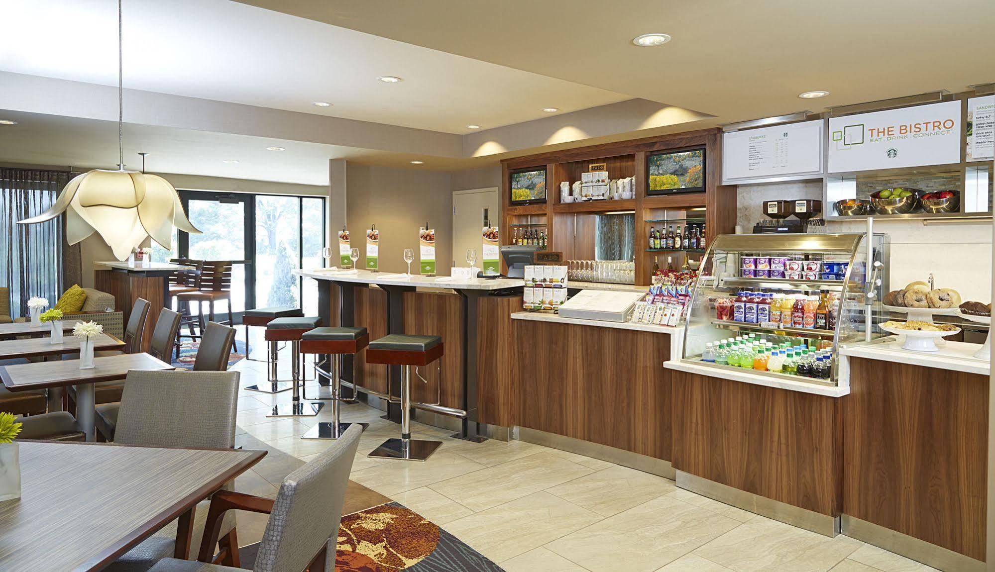 Courtyard By Marriott Ithaca Airport/University Экстерьер фото